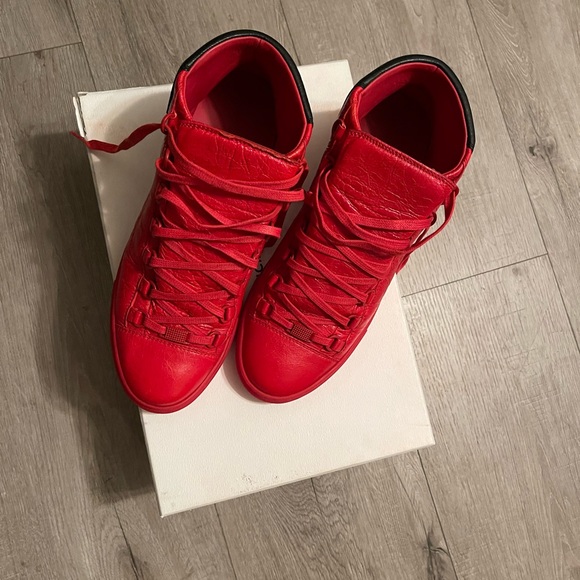 My Balenciaga size 9.5 practically brand new! - Picture 4 of 8